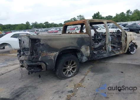 2024 Chevrolet Silverado 1500 4Wd Short Bed Ltz из США, поврежденный, VIN 1GCUDGED5RZ328081